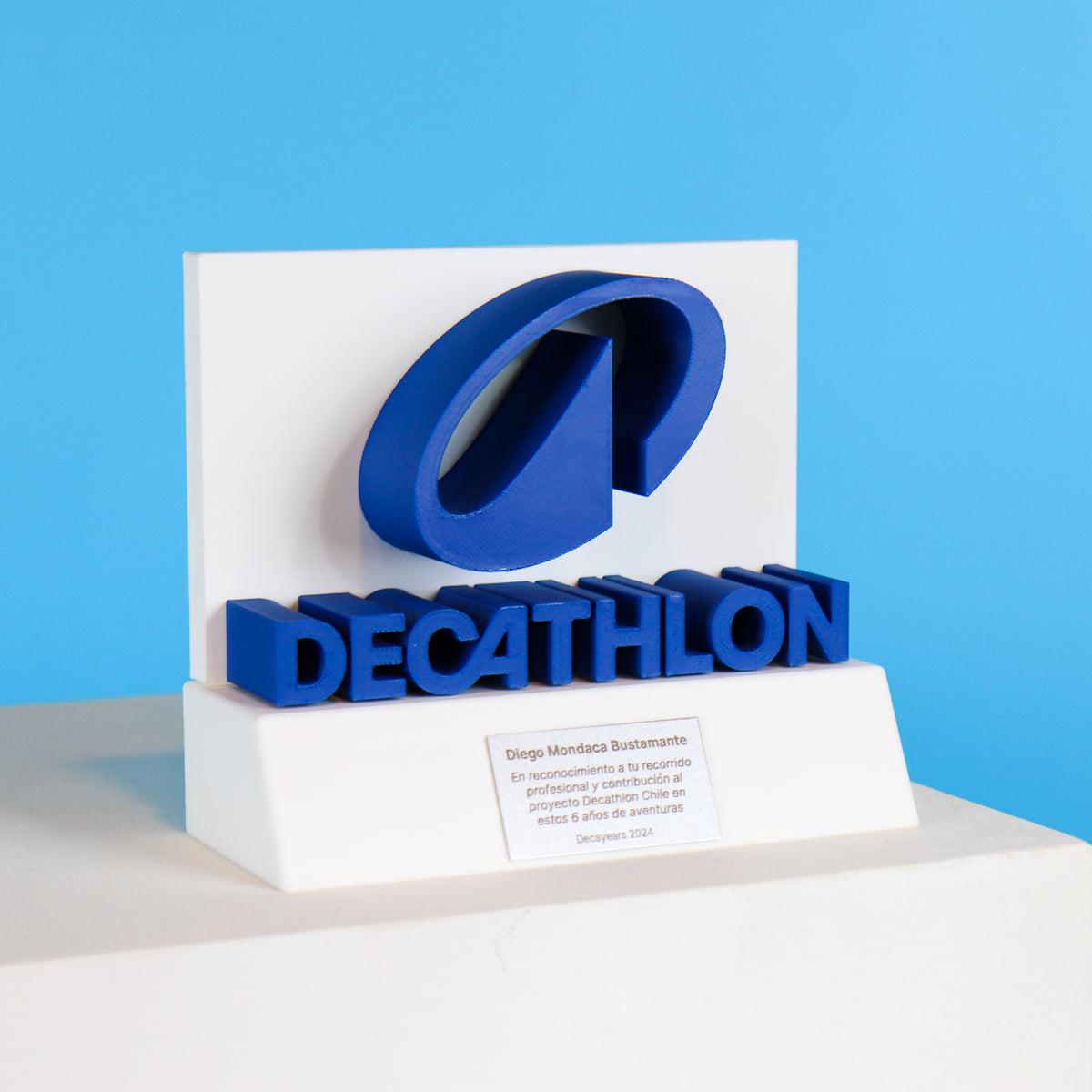 Galardón para empresas tamaño S 15cm diseño personalizado premium 3D Qactus para Decathlon